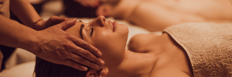 Massaggi rilassanti: ecco come eliminare lo stress